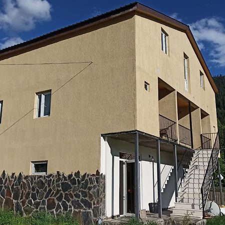 Stop House Mestia Kültér fotó